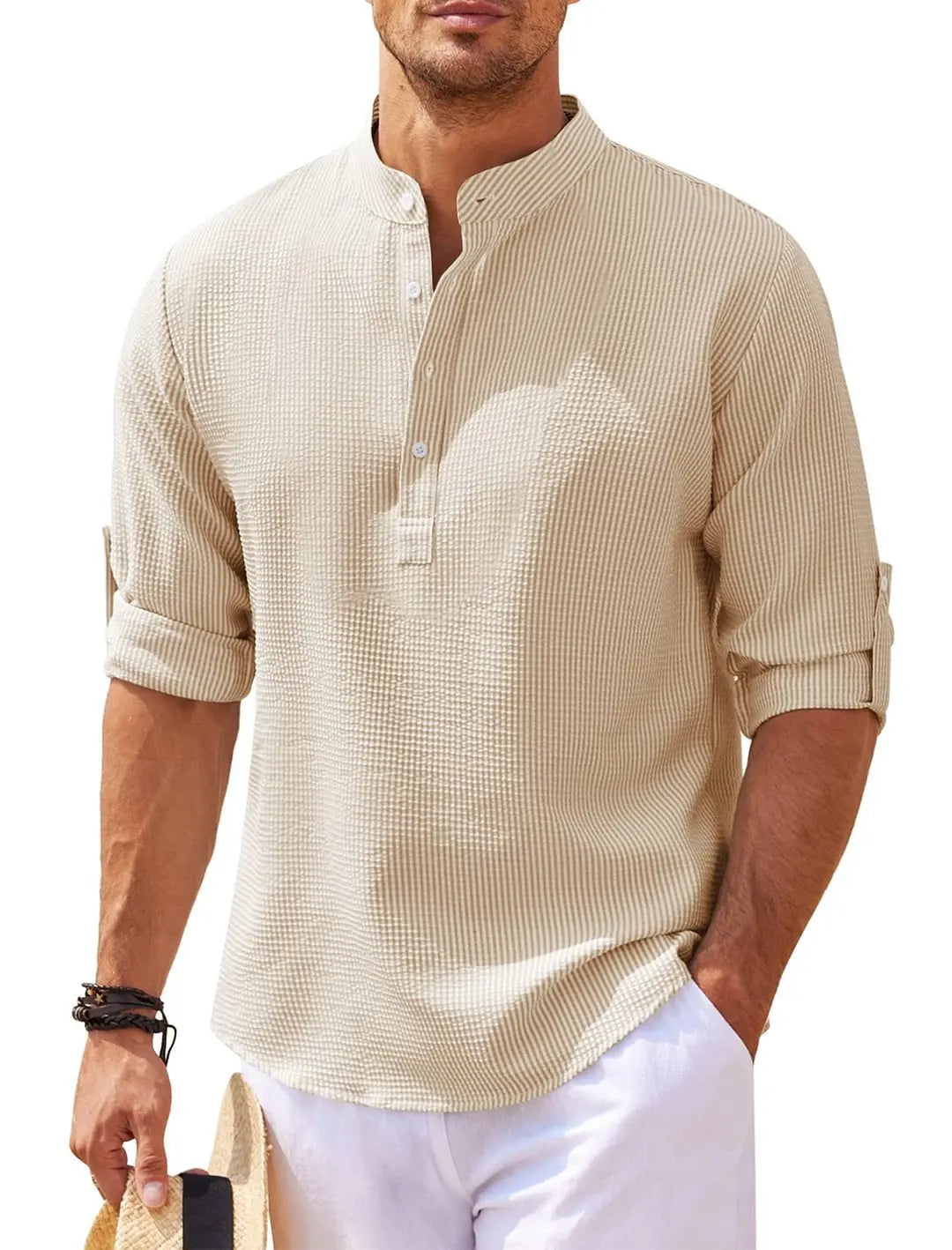 imagem da Camiseta Masculina de Linho Valor da Oron Store em fundo branco. Modelo disponível nas cores bege, branco, preto, azul, cinza e cinza escuro. Camiseta casual com tecido leve e respirável de linho e algodão, ideal para o verão 2025. Roupa masculina versátil, com caimento moderno e design elegante. Disponível nos tamanhos PP ao G3.