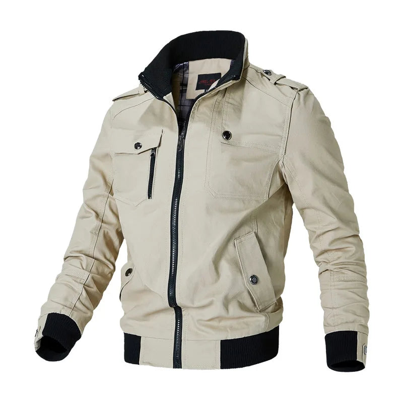 Jaqueta Masculina Inverno Fiorinni da Oron Store em fundo branco. Casaco estilo bomber confeccionado em poliéster, com mangas longas, bolsos frontais e capuz funcional. Disponível nas cores branco, verde, vermelho, preto e azul, nos tamanhos P ao G1. Jaqueta masculina confortável e moderna, ideal para dias frios e para compor looks casuais na moda inverno 2025.